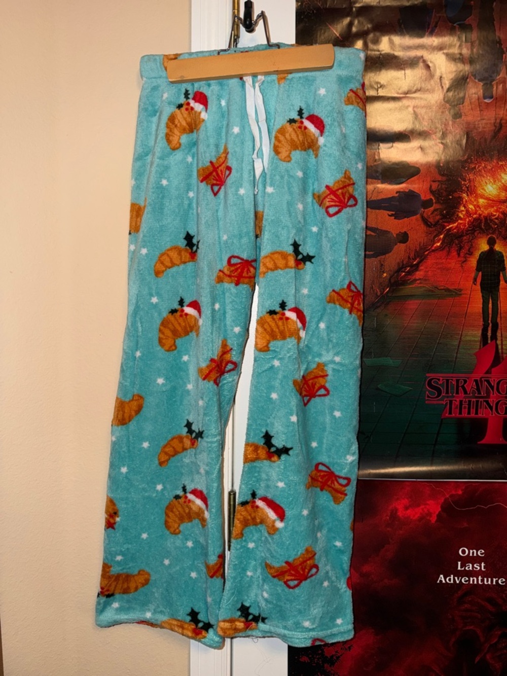 Kids Plush Holiday Croissant Print Pajama Pants - Teal